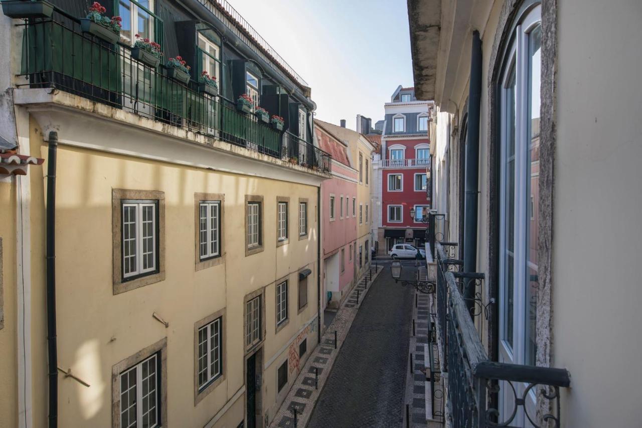 Lovelystay - Chiado 2 Bedroom Charm! 리스본 외부 사진