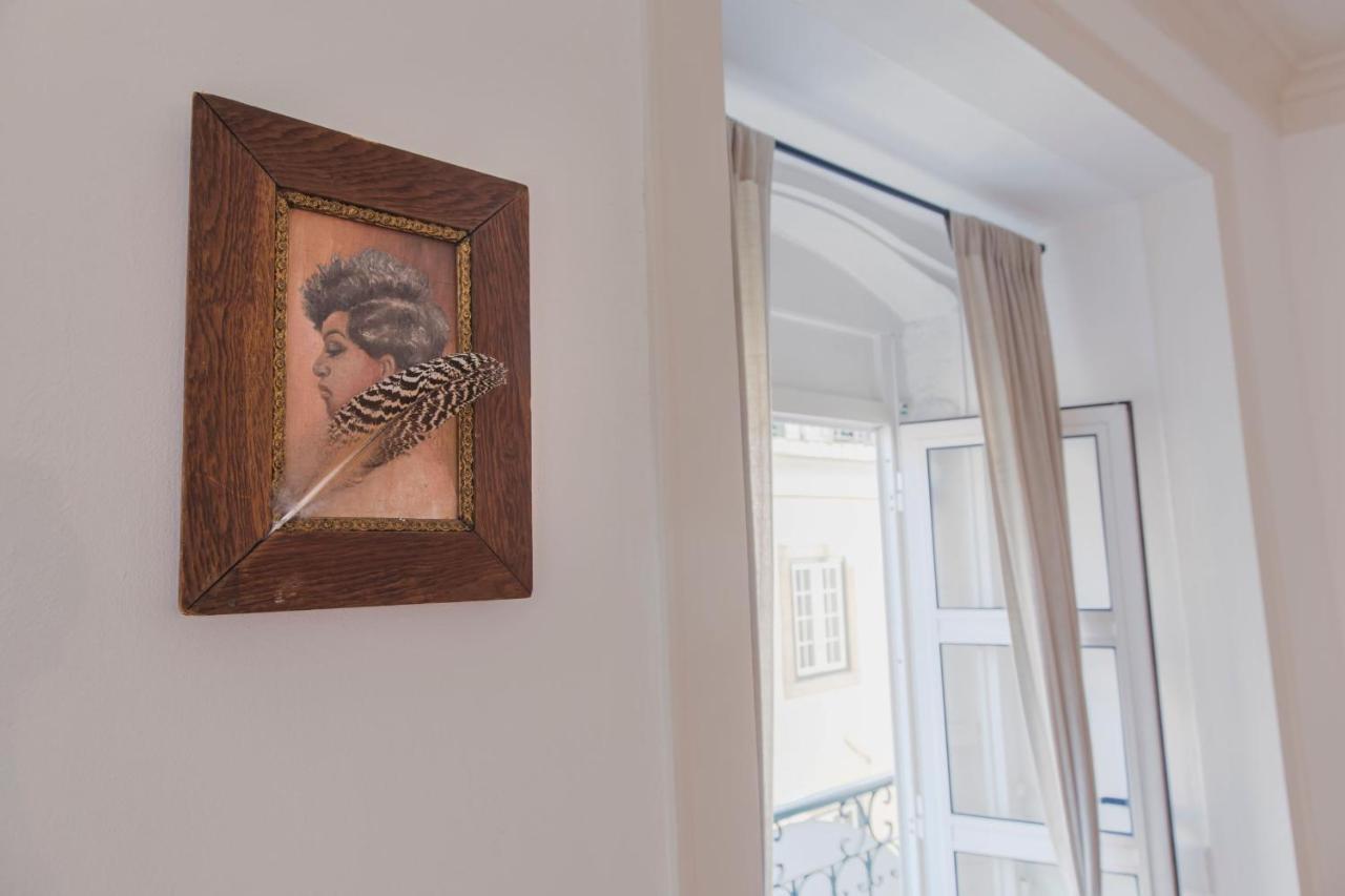 Lovelystay - Chiado 2 Bedroom Charm! 리스본 외부 사진