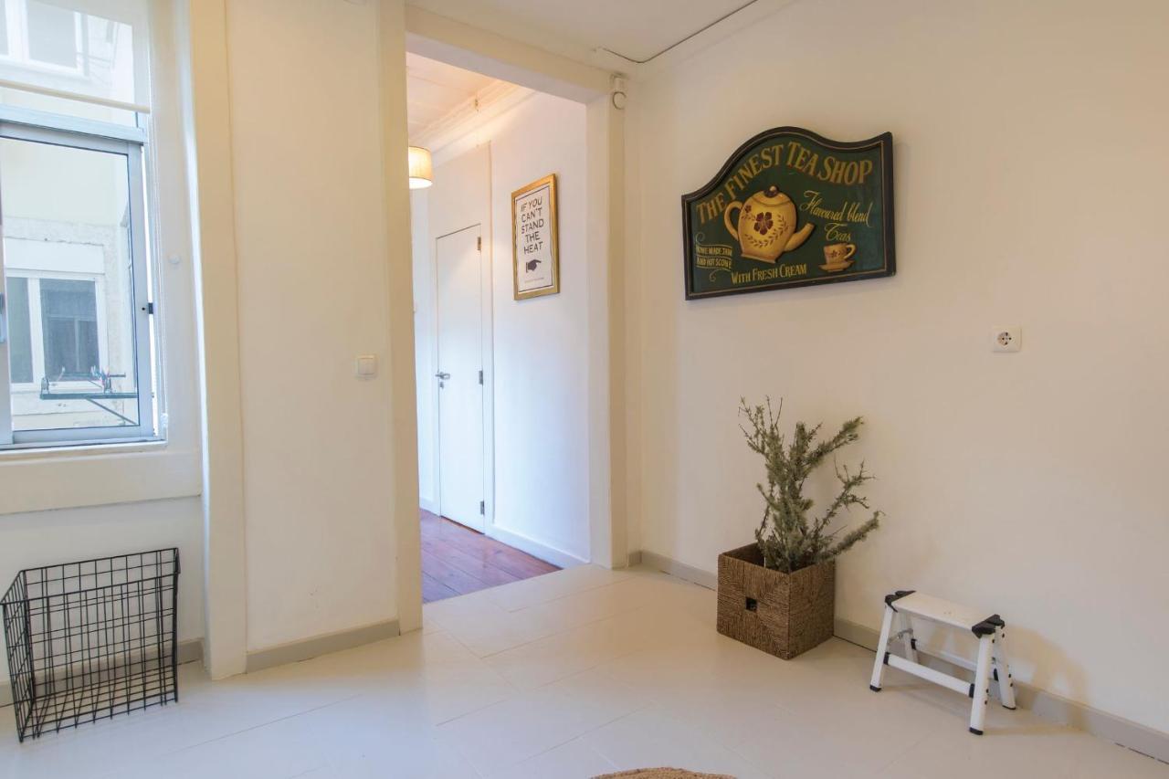 Lovelystay - Chiado 2 Bedroom Charm! 리스본 외부 사진
